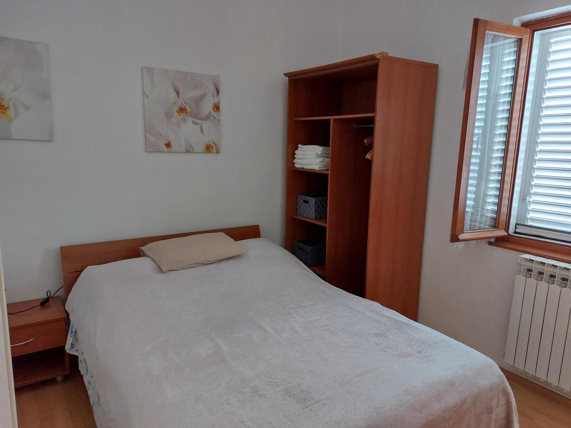 Goga Apartment เพทรอซาเน ภายนอก รูปภาพ
