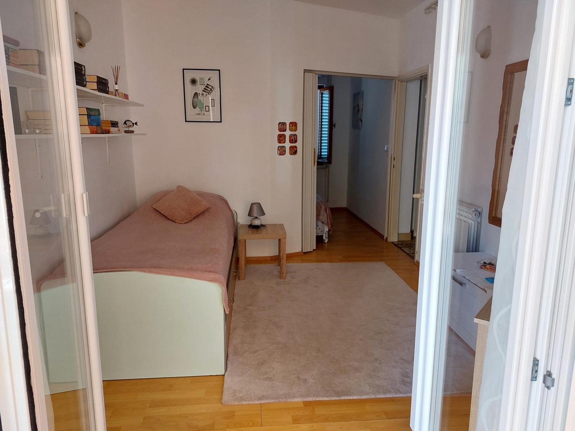 Goga Apartment เพทรอซาเน ภายนอก รูปภาพ